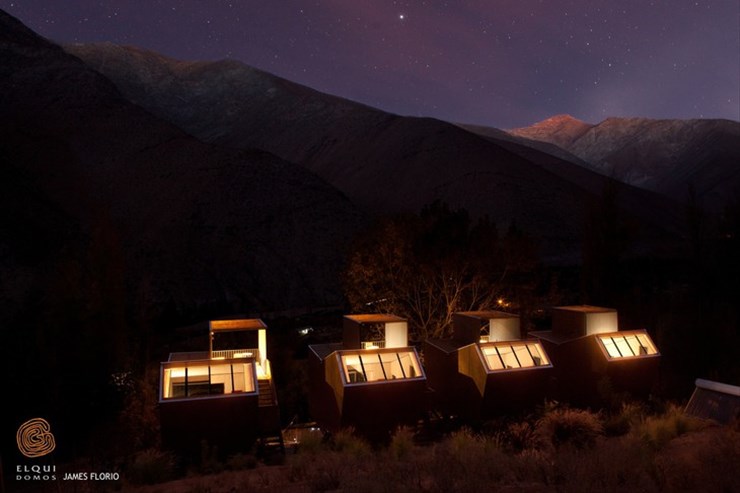 美しい星々を観測できるファンタジー系ホテル！ チリ「Elqui Domos」
