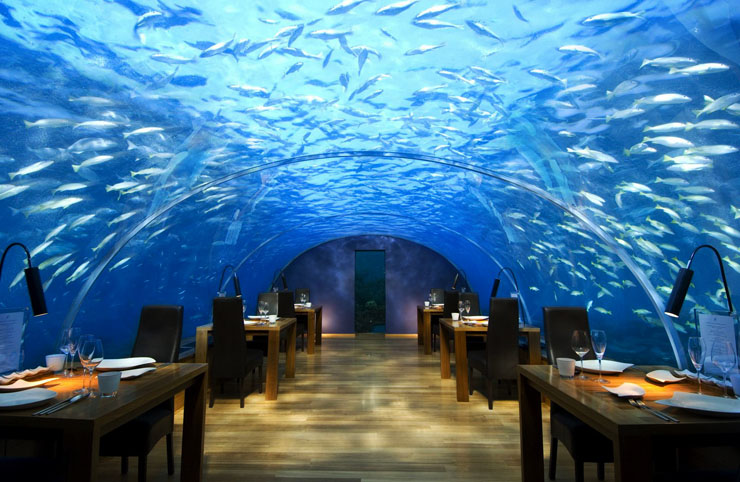 絶対に行きたい絶景レストラン！海に沈む神秘のレストランが凄い！