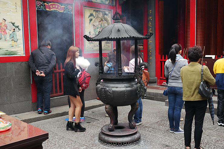 mengjia-longshan-temple10