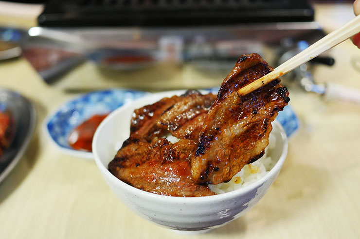 カウンターで食べる激安で美味しい焼肉 / 京都の老舗焼肉店が密かに東京で営業開始『とみ苑』