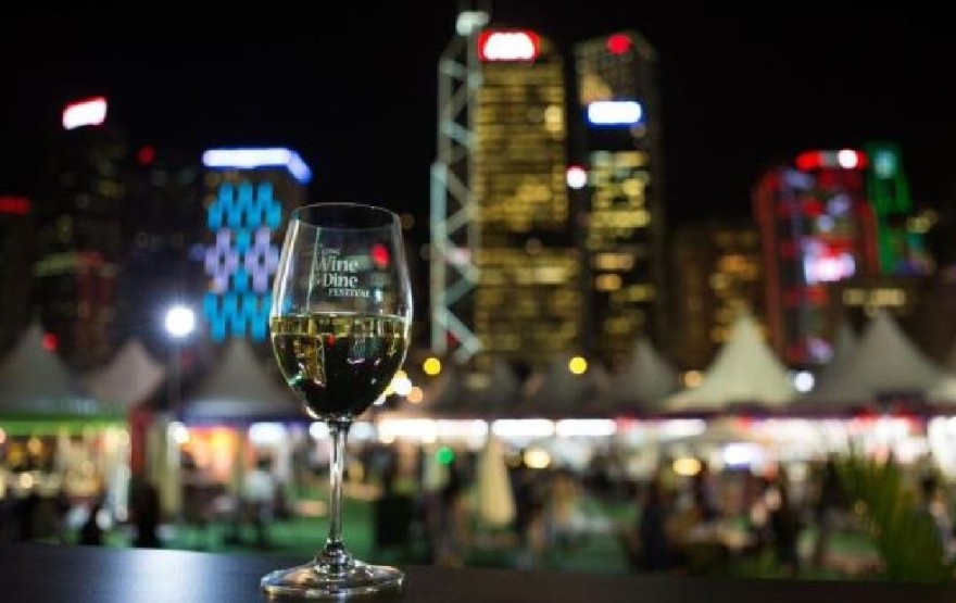 ワインとグルメと夜景を満喫 / 今年も「香港ワイン＆ダイン・フェスティバル」が開催！