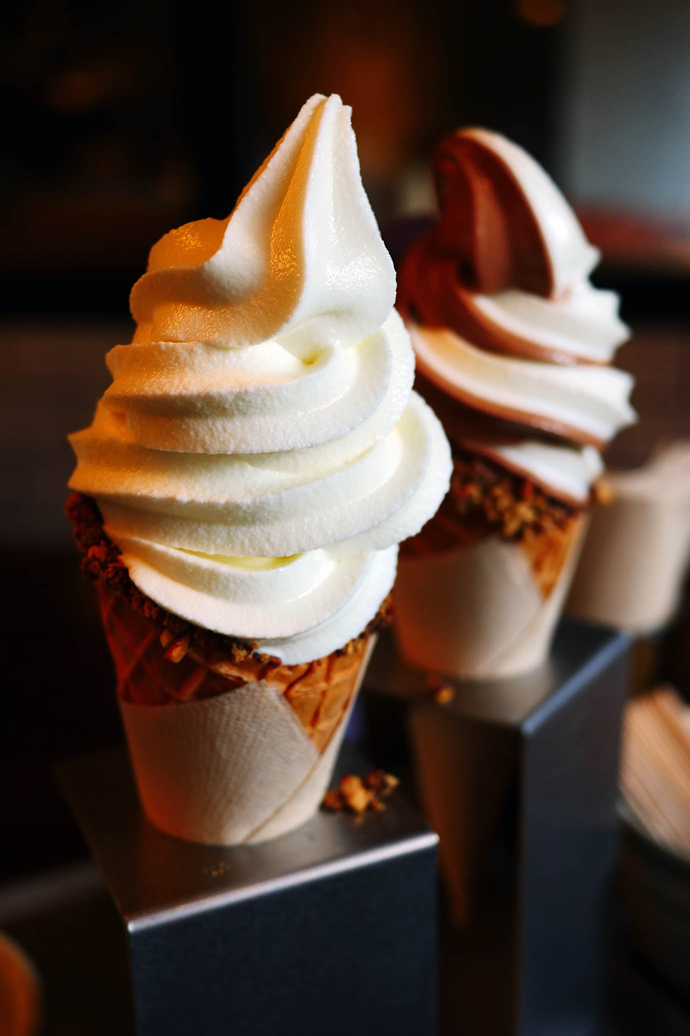 東京都内で唯一食べられる希少な極上ソフトクリーム / クラフトチョコレートワークス