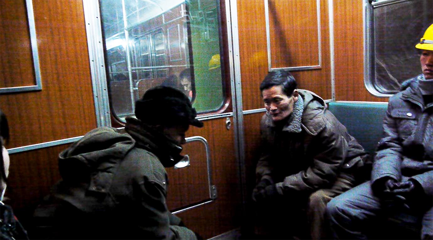 north-korean-subway17