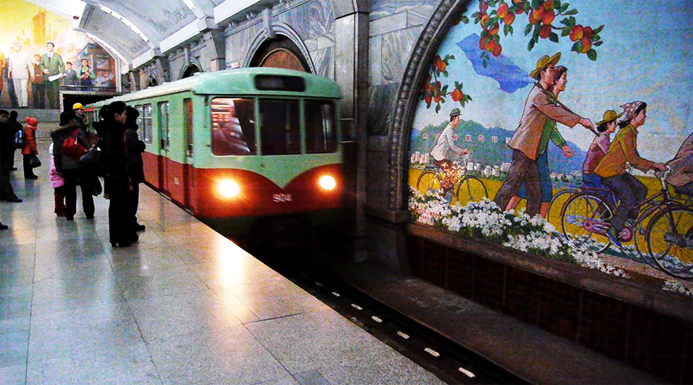 north-korean-subway21