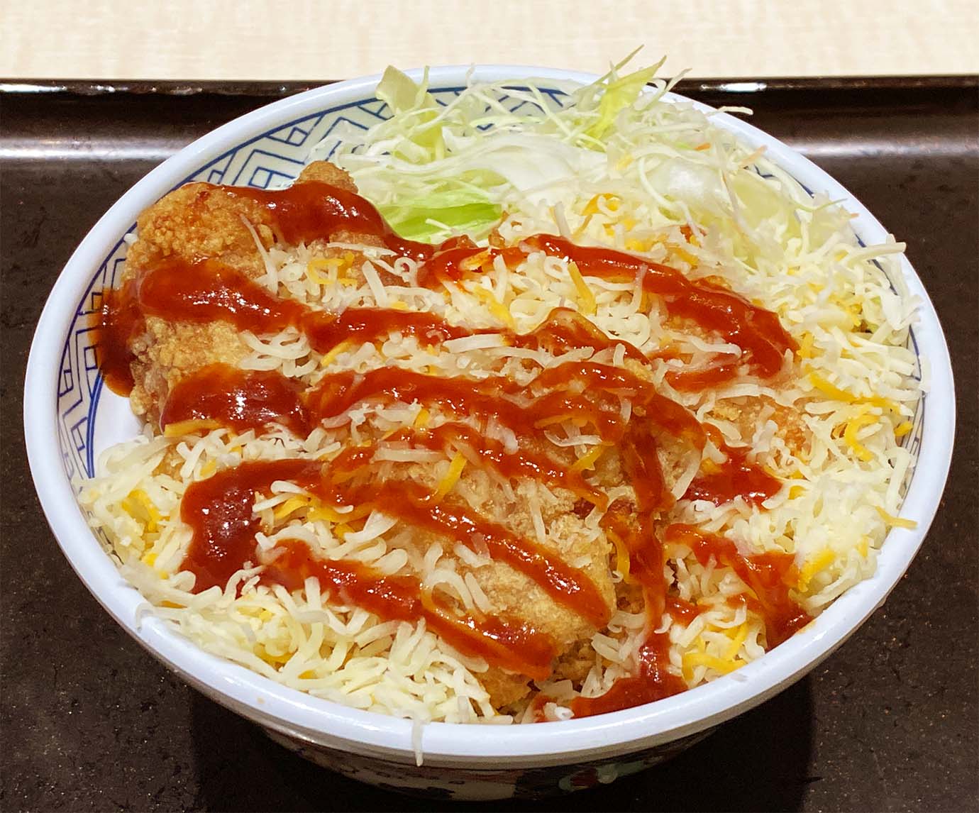 吉野家のバーベキューチーズ唐揚げ丼がウマすぎる件 / 一部店舗のみ販売