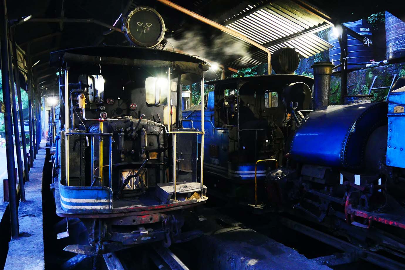 ride-darjeeling-railway-india13