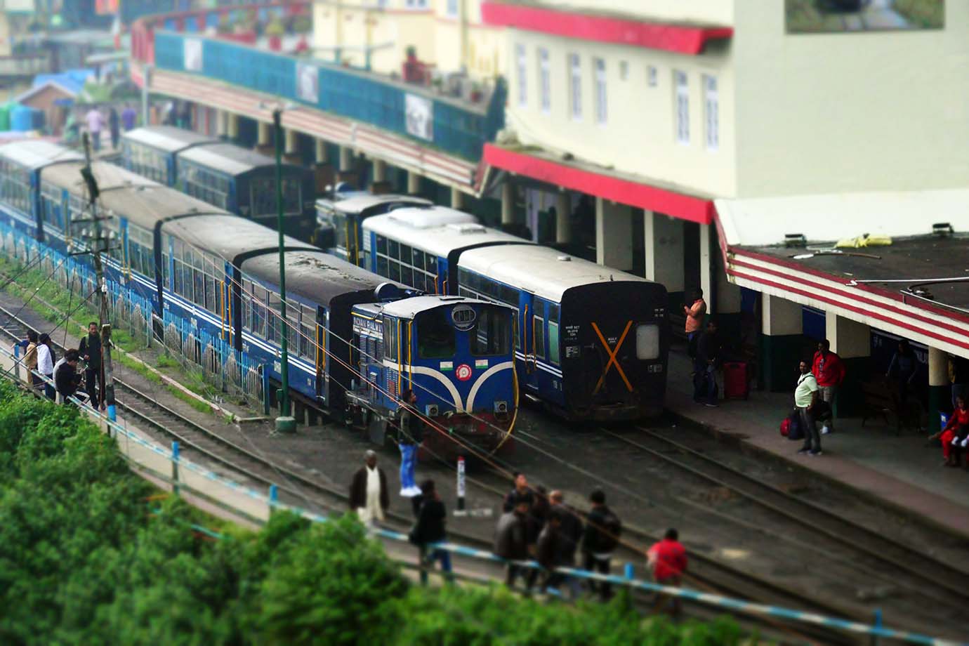 ride-darjeeling-railway-india2