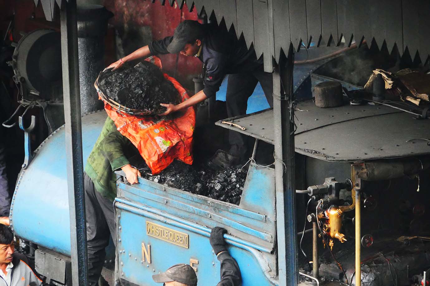 ride-darjeeling-railway-india38