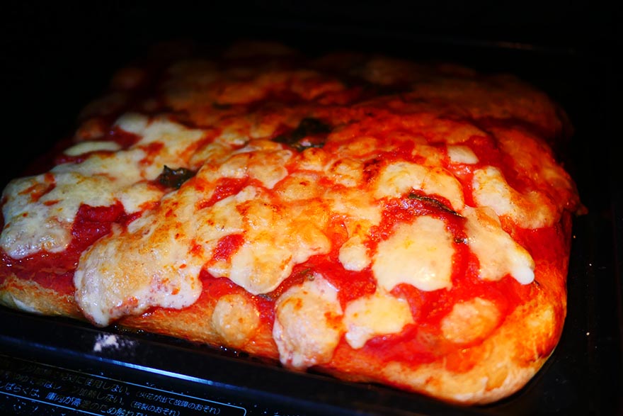 【絶品テイクアウト飯】自分で作る持ち帰りナポリピザが楽しくてウマい件！ ラ・ピッコラ・ターヴォラ