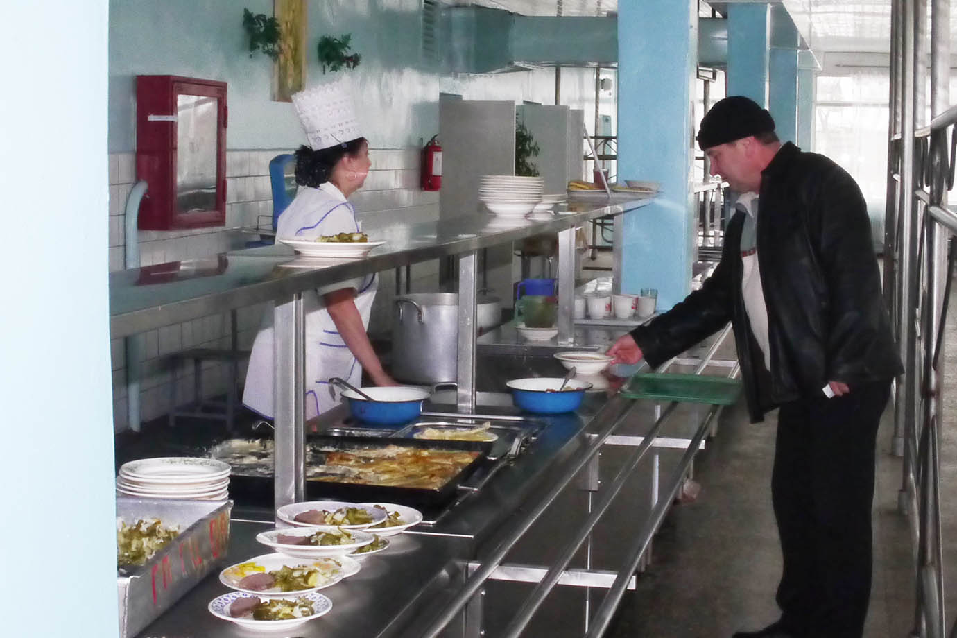 chernobyl-cafeteria39