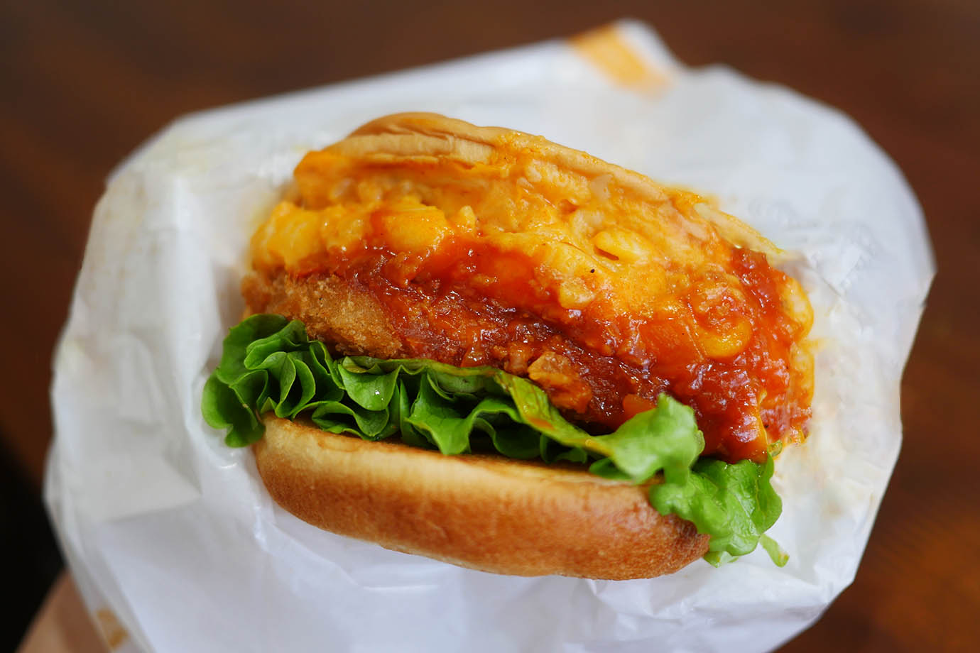 【魅惑グルメ】モスバーガーのマッケンチーズ＆コロッケバーガーは食べる洋食だ！ 大人も子どももお姉さんも絶賛するはず