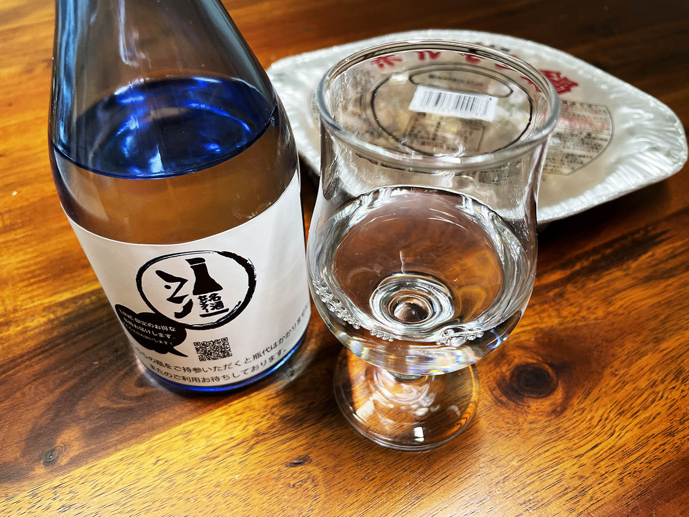 【歓喜グルメ】日本酒の量り売りが超コスパ良くてウマイ！ 瓶を購入して好きな日本酒を注ぐだけ「名酒センター 御茶ノ水店」