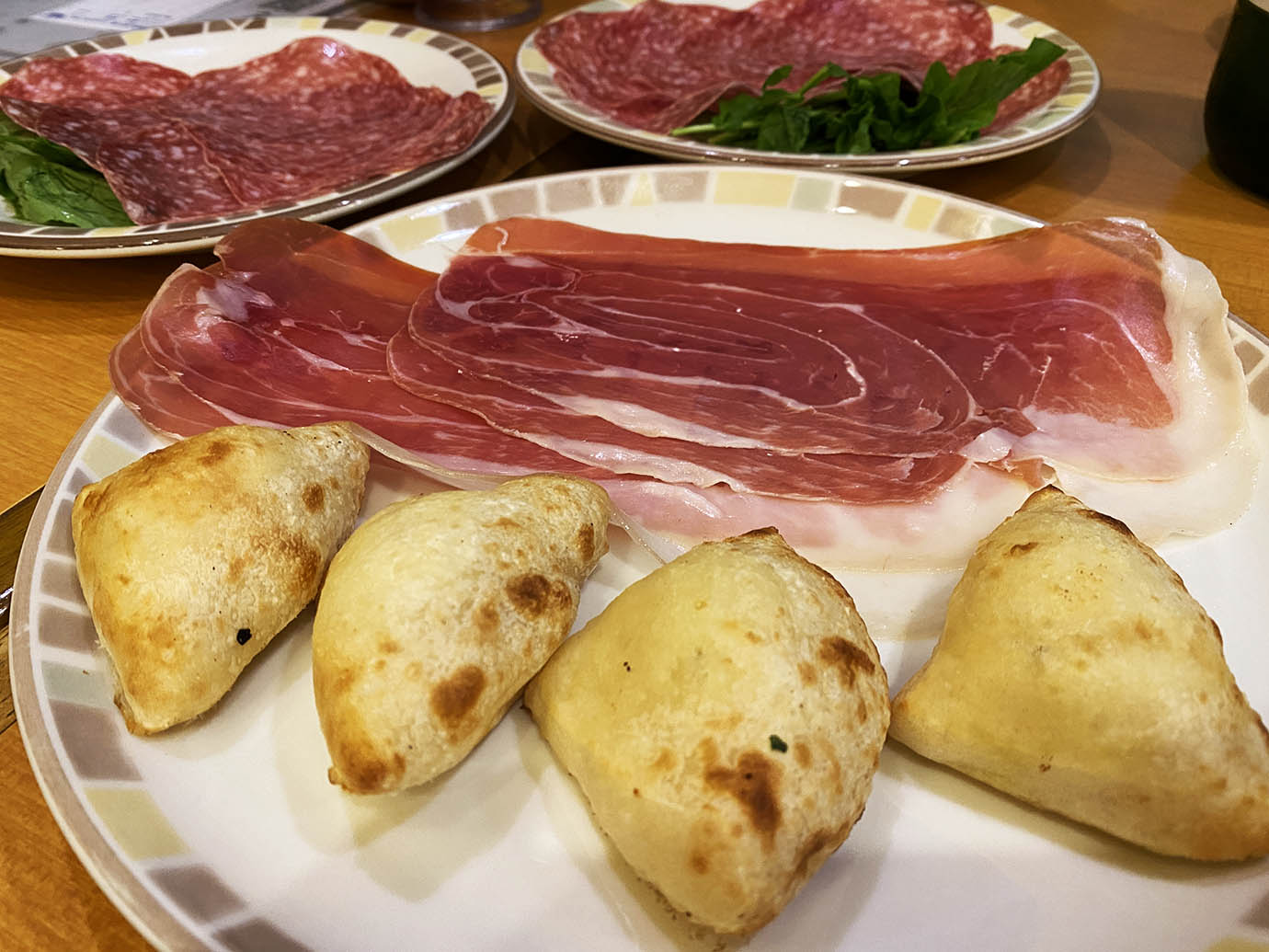 【究極グルメ】イタリア人通訳者がサイゼリヤで美味しく食べる3つの方法を公開！ 日本人が感動しまくる